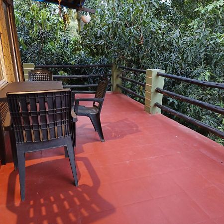 Lotus Riya Home Stay Hampi Exterior photo
